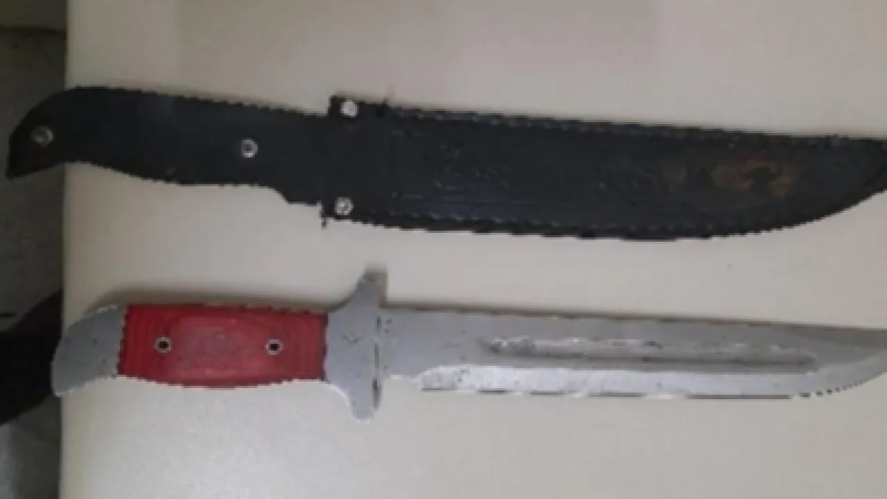 Estudante é flagrado com faca dentro de mochila em escola de Salgueiro após vigilante encontrar objeto esquecido