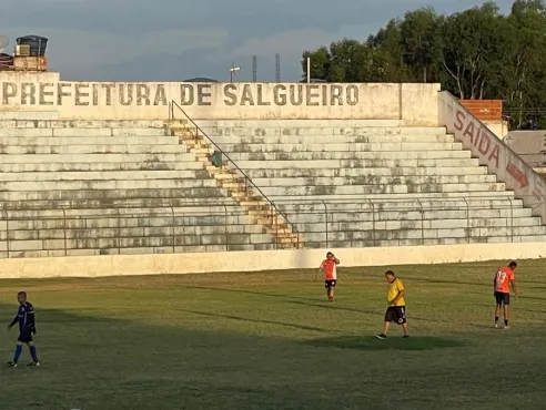 Emenda para reforma do Salgueirão é perdida e deputado responsabiliza prefeitura pela falta de projeto