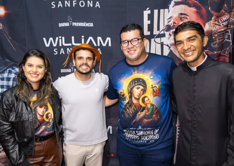 Prefeito Xicão Tavares e Débora Bezerra prestigiam encerramento da festa da padroeira de Verdejante